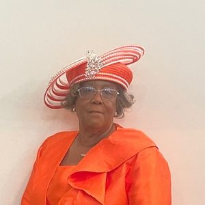 Meet your Posher, Delores